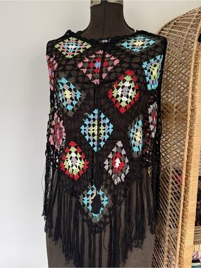 Vintage y2k crochet poncho granny square fringe black colorful OS boho